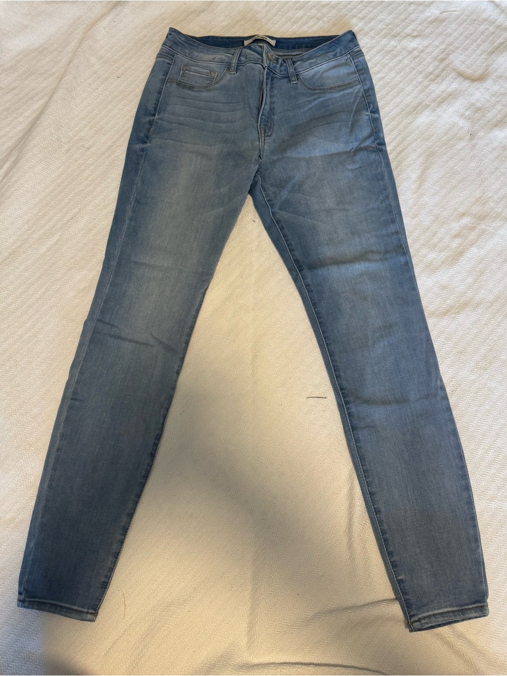 Refuge Women’s Light Wash Skinny Jeans Size 8 Stretch Denim